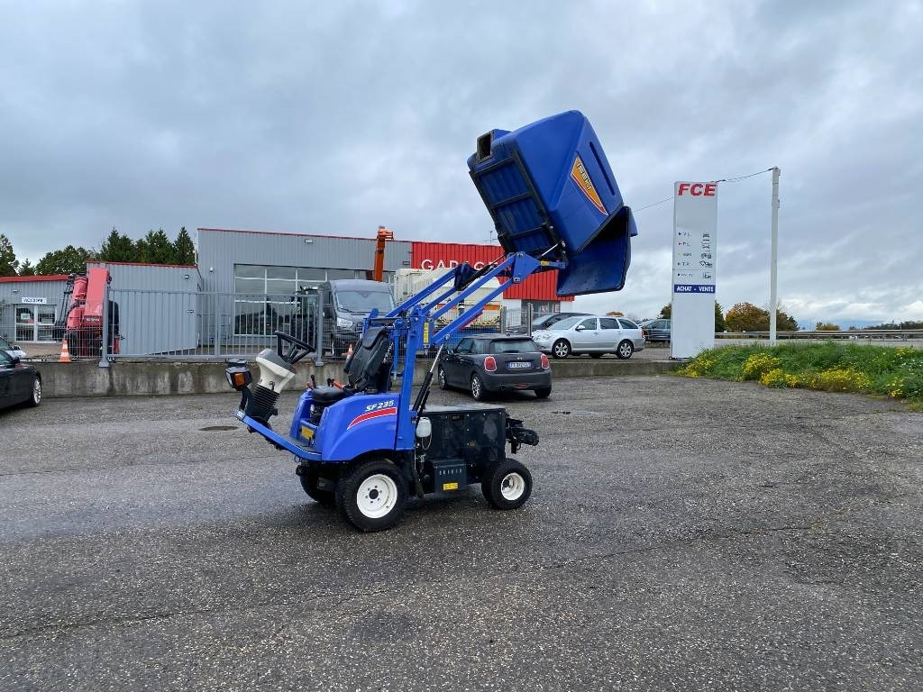 Iseki SF 235F 1er Main endommagée - Kosačica: slika 3 Iseki SF 235F 1er Main endommagée - Kosačica: slika 3