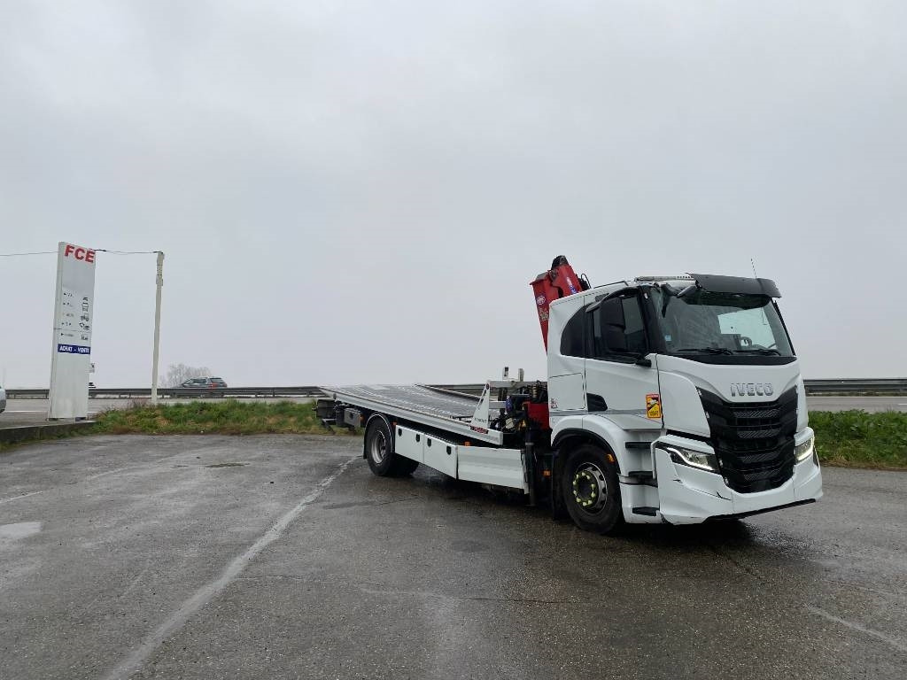 Iveco S WAY480 /FIAULT PF60 +GRUE HMF endommagée - Šlep vozilo: slika 4 Iveco S WAY480 /FIAULT PF60 +GRUE HMF endommagée - Šlep vozilo: slika 4