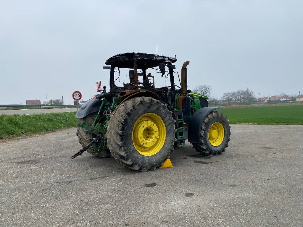 John Deere 6250 R / AutoPower endommagé - Traktor: slika 4 John Deere 6250 R / AutoPower endommagé - Traktor: slika 4