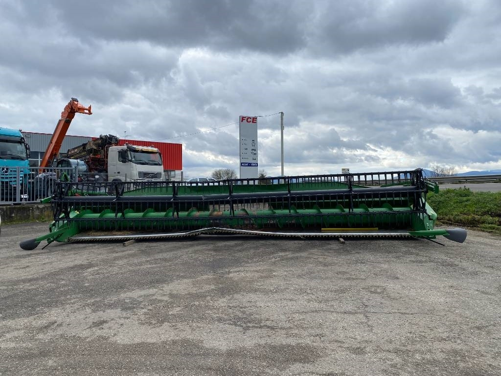 John Deere 730 X Origine Françaises endommagée - Dodatak za kombajn: slika 2 John Deere 730 X Origine Françaises endommagée - Dodatak za kombajn: slika 2