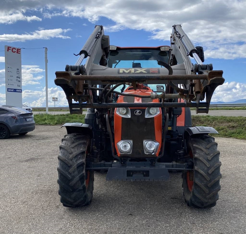 Kubota M105 GX-III + MX T410 endommagé - Traktor: slika 2 Kubota M105 GX-III + MX T410 endommagé - Traktor: slika 2