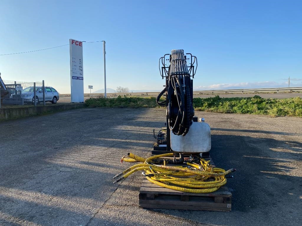 Loglift F281S-86 a réparer - Kran za kamion za Kamion: slika 2 Loglift F281S-86 a réparer - Kran za kamion za Kamion: slika 2