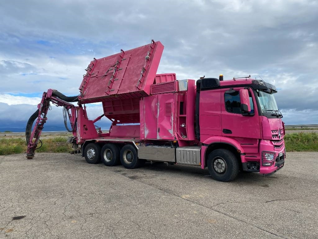 Mercedes-Benz ACTROS 3251/RSP ESE6-RD8000 endommagée - Vakuumska cisterna: slika 5 Mercedes-Benz ACTROS 3251/RSP ESE6-RD8000 endommagée - Vakuumska cisterna: slika 5