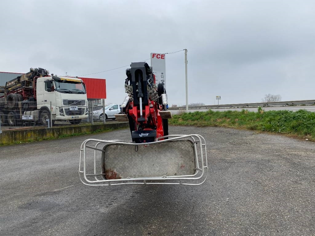 Platform Basket SPIDER 30T /1er Main-Origine Française endommagée - Teleskopska platforma: slika 3 Platform Basket SPIDER 30T /1er Main-Origine Française endommagée - Teleskopska platforma: slika 3