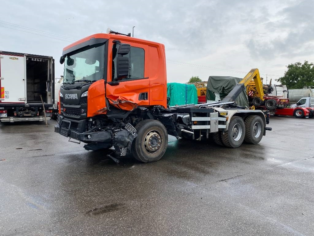 Scania P420 XT-3Pedales / PALFINGER PTH20SLD5 endommagé - Kamion sa hidrauličnom kukom: slika 2 Scania P420 XT-3Pedales / PALFINGER PTH20SLD5 endommagé - Kamion sa hidrauličnom kukom: slika 2