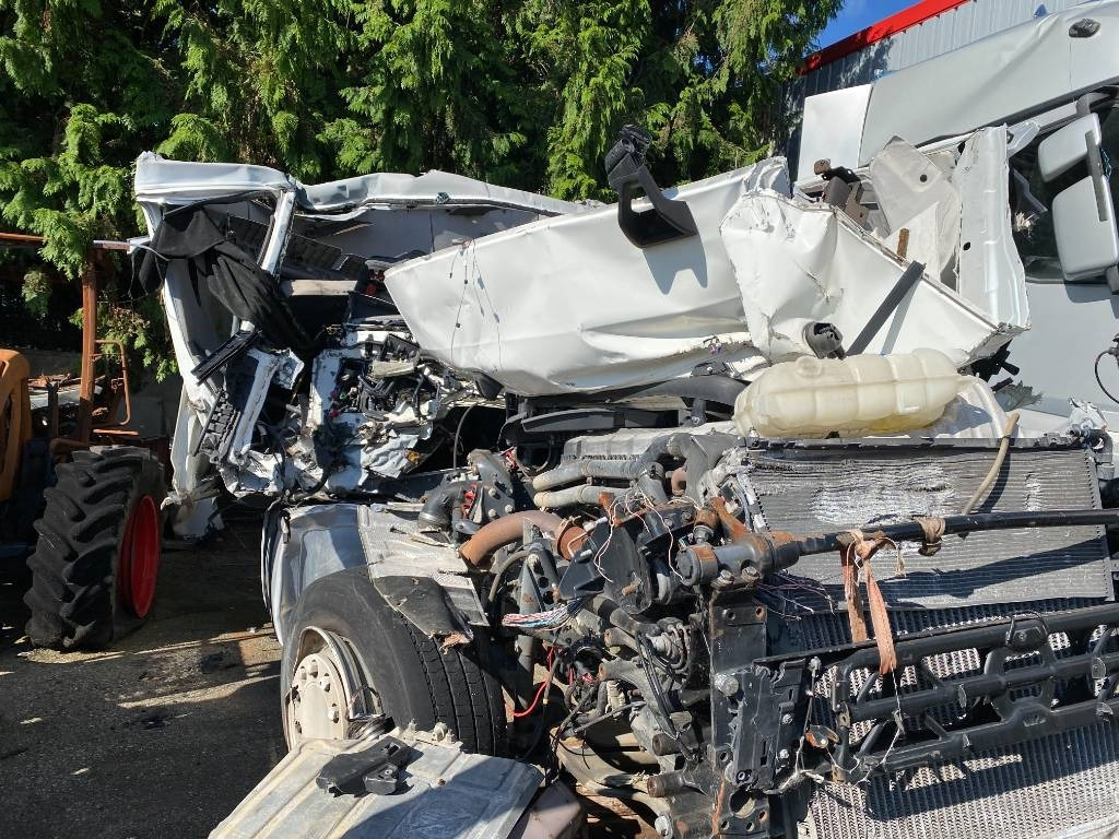 Renault T460 Vente en pièces détachée - Tegljač: slika 4 Renault T460 Vente en pièces détachée - Tegljač: slika 4