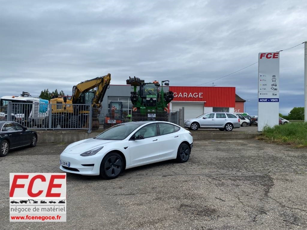 Tesla MODEL 3 5YJ3 - Rwd-Carte Grise Française endommagé - Automobil: slika 1 Tesla MODEL 3 5YJ3 - Rwd-Carte Grise Française endommagé - Automobil: slika 1