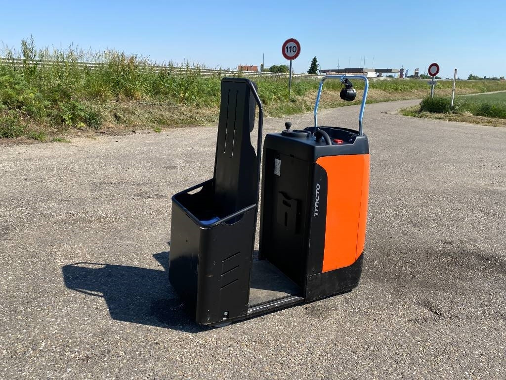 Toyota BT/MOVIT TSE 150-708 1er MAIN endommagé - Vučno vozilo: slika 4 Toyota BT/MOVIT TSE 150-708 1er MAIN endommagé - Vučno vozilo: slika 4