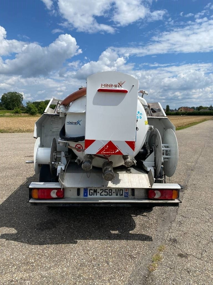 Toyota HILUX 2.4 D4D /MINIMAX COMBINE LONGWAY endommagé - Vakuumska cisterna: slika 5 Toyota HILUX 2.4 D4D /MINIMAX COMBINE LONGWAY endommagé - Vakuumska cisterna: slika 5