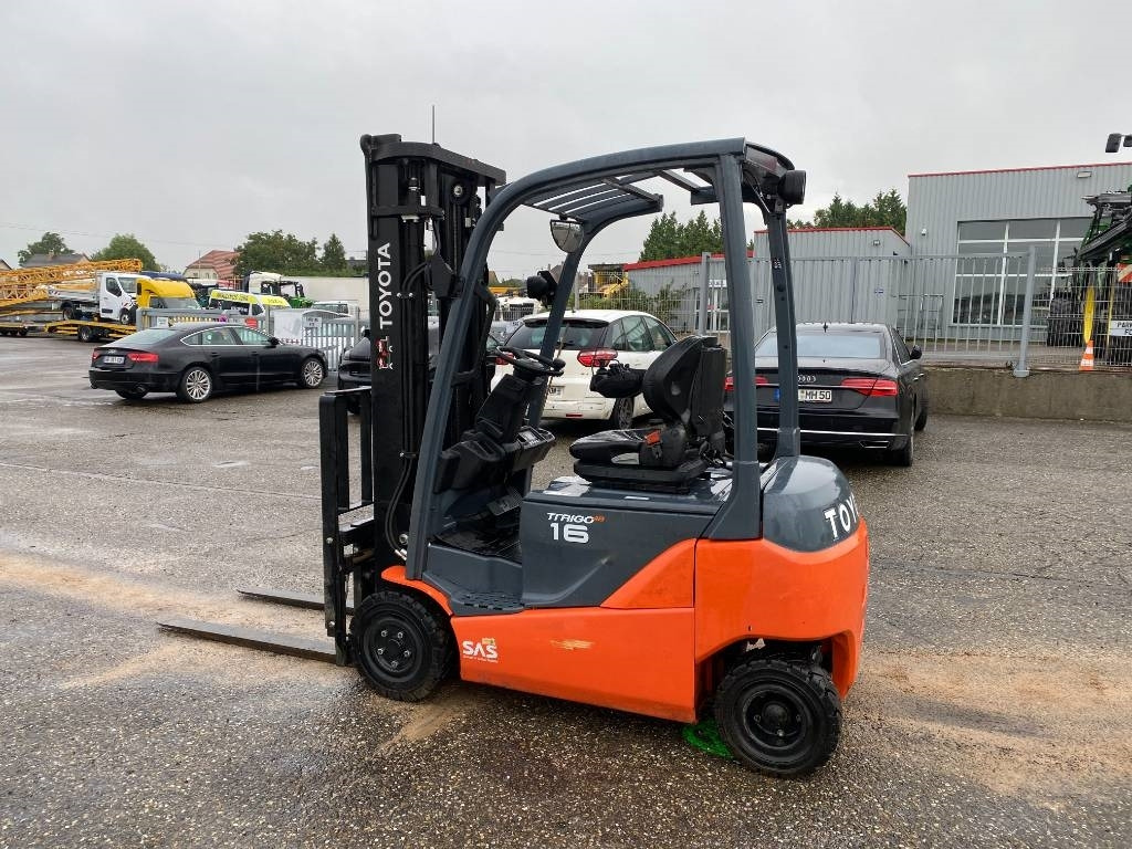 Toyota TRAIGO 48/16-8FBMK16T endommagé - Električni viljuškar: slika 5 Toyota TRAIGO 48/16-8FBMK16T endommagé - Električni viljuškar: slika 5