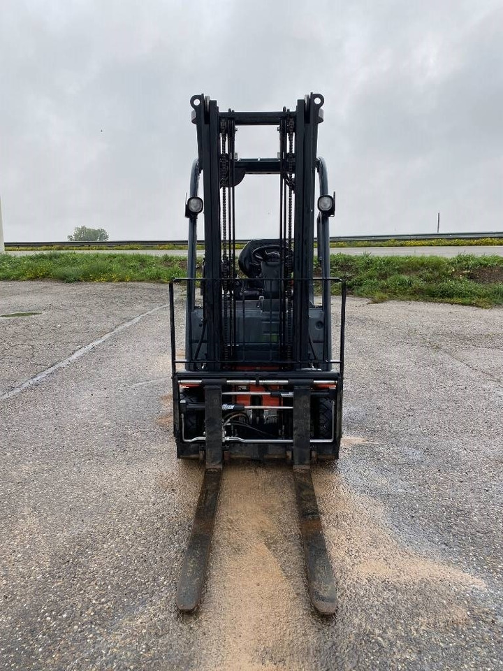 Toyota TRAIGO 48/16-8FBMK16T endommagé - Električni viljuškar: slika 2 Toyota TRAIGO 48/16-8FBMK16T endommagé - Električni viljuškar: slika 2