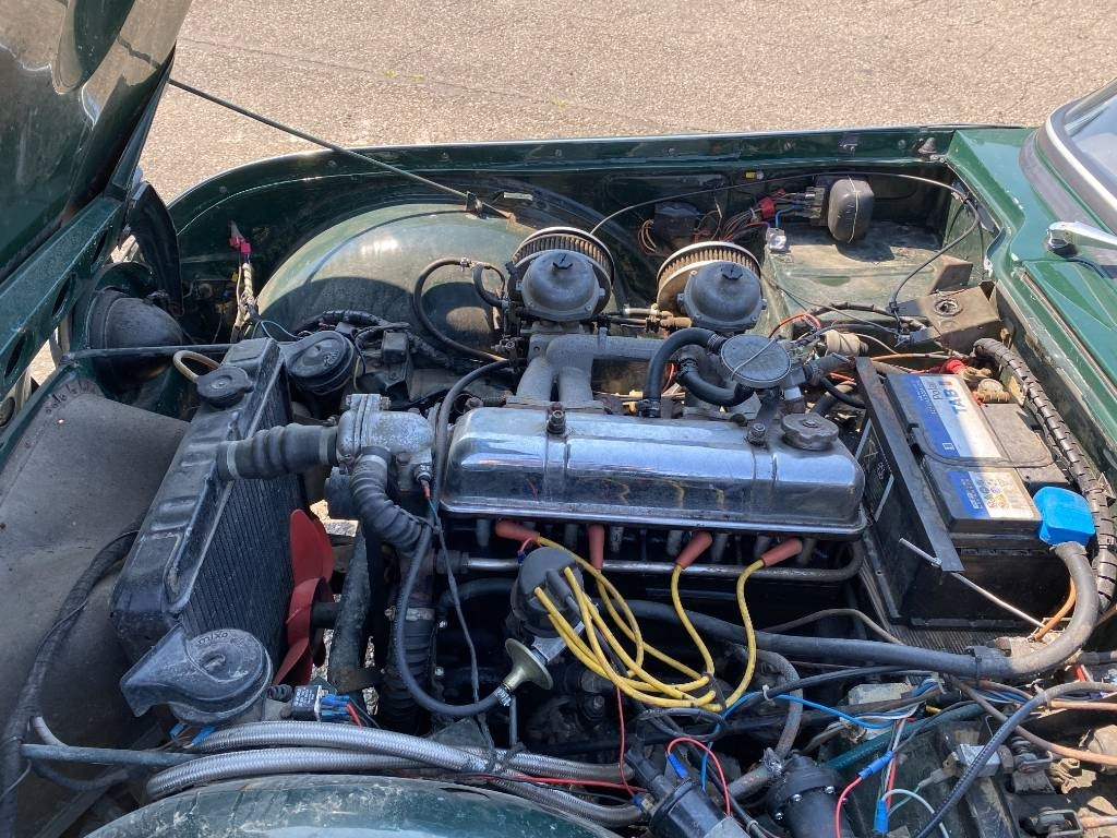 Automobil Triumph TR4-A + Hard Top / OldTimer endommagé: slika 12