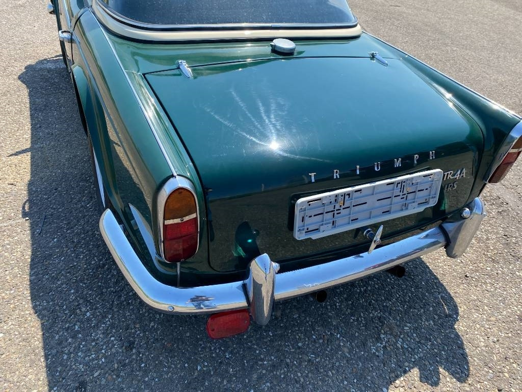 Automobil Triumph TR4-A + Hard Top / OldTimer endommagé: slika 31