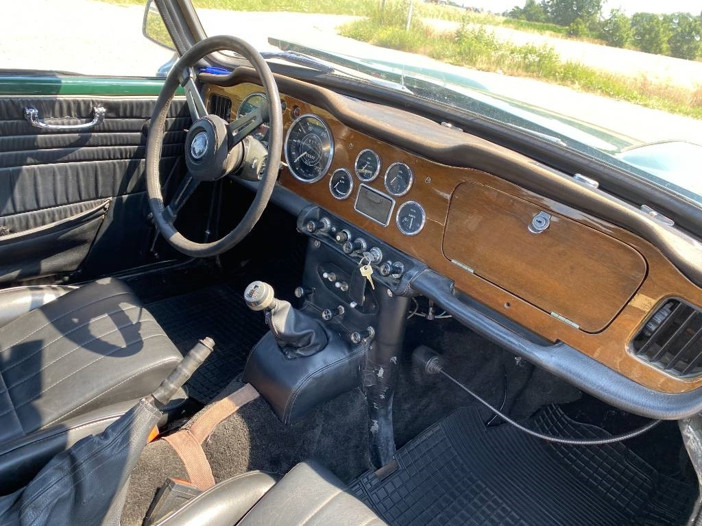 Automobil Triumph TR4-A + Hard Top / OldTimer endommagé: slika 45