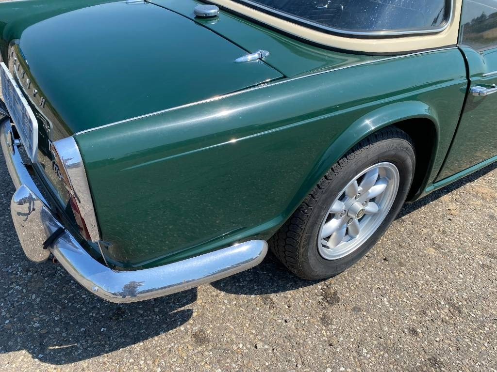 Automobil Triumph TR4-A + Hard Top / OldTimer endommagé: slika 39