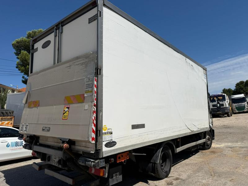 Hladnjača Iveco 120E22 CAISSE FRIGO HAYON: slika 8