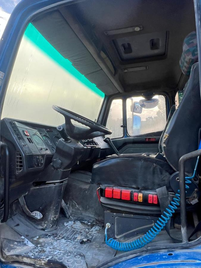 Mercedes 1835 - Auto pumpa za beton: slika 5 Mercedes 1835 - Auto pumpa za beton: slika 5