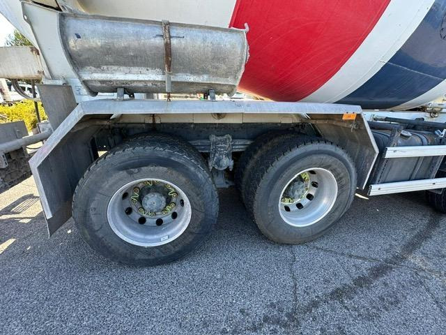 Mercedes AXOR 3240 - Mikser za beton: slika 5 Mercedes AXOR 3240 - Mikser za beton: slika 5