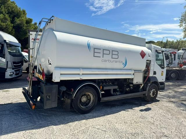 Renault MIDLUM 210 CITERNE MERCERON 11000 L 4 COMPARTIMENTS - Kamion cisterna: slika 2 Renault MIDLUM 210 CITERNE MERCERON 11000 L 4 COMPARTIMENTS - Kamion cisterna: slika 2