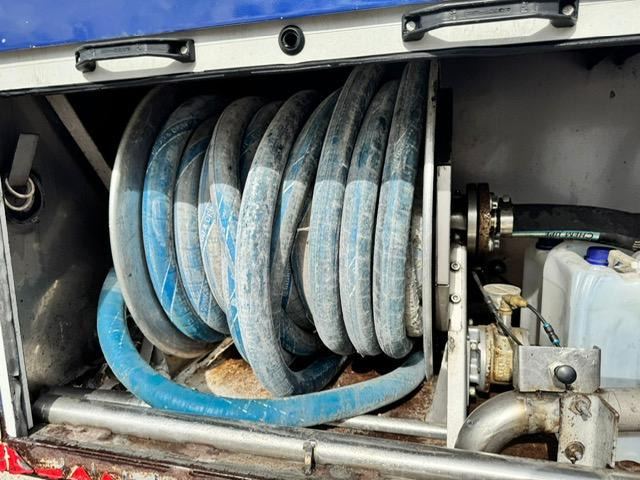 DAF XF 480 + CITERNE FRUEHAUF ADBLUE 23500 L - Tegljač, Poluprikolica cisterna: slika 5 DAF XF 480 + CITERNE FRUEHAUF ADBLUE 23500 L - Tegljač, Poluprikolica cisterna: slika 5