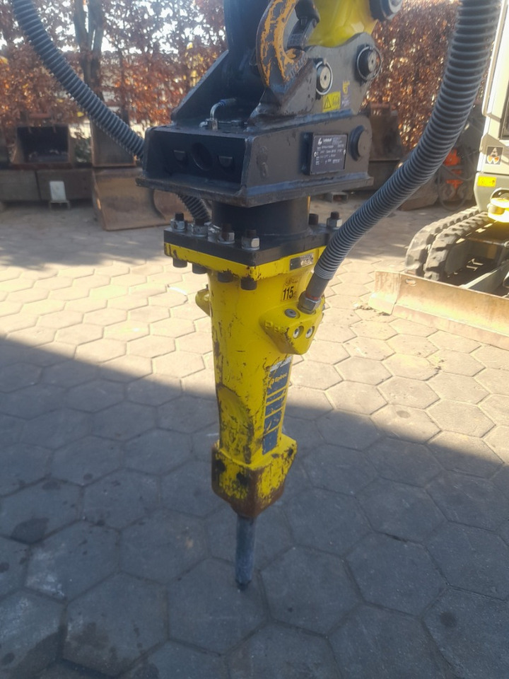 Atlas Copco SB102 - Hidraulični čekić: slika 2 Atlas Copco SB102 - Hidraulični čekić: slika 2