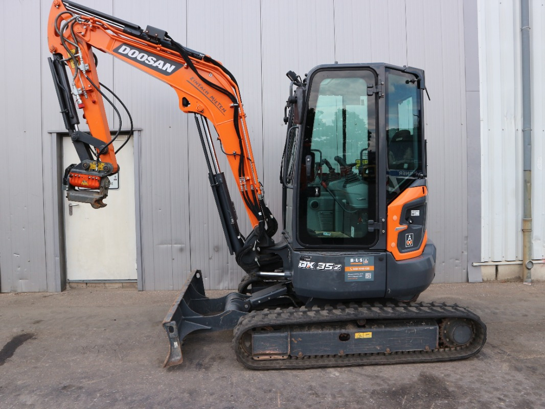 Doosan DX35Z-7 - Mini bager: slika 2 Doosan DX35Z-7 - Mini bager: slika 2