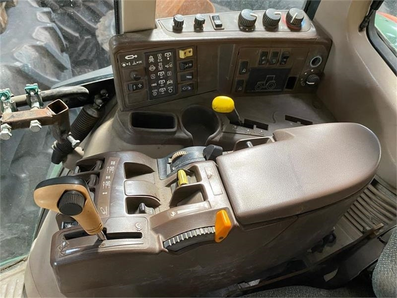 John Deere 6920 S Autopower - Traktor: slika 4 John Deere 6920 S Autopower - Traktor: slika 4