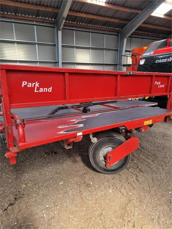 Massey Ferguson >190 bigpallepresser Parkland Ballevogn - Balirka za kockaste bale: slika 5 Massey Ferguson >190 bigpallepresser Parkland Ballevogn - Balirka za kockaste bale: slika 5