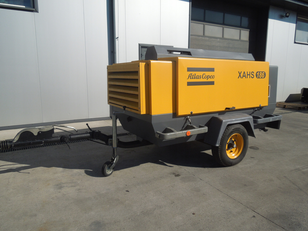 ATLAS COPCO XAHS186 - Kompresor za vazduh: slika 1 ATLAS COPCO XAHS186 - Kompresor za vazduh: slika 1