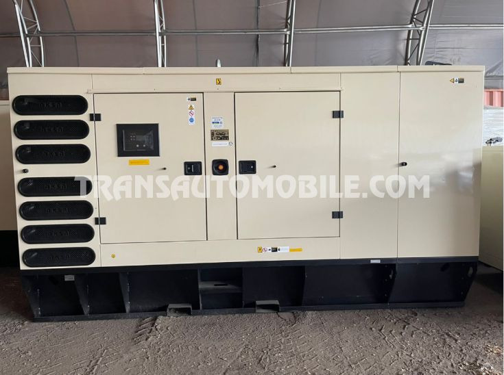 Cummins C150D5 150kVA - EXPORT OUT EU - Set generatora: slika 1 Cummins C150D5 150kVA - EXPORT OUT EU - Set generatora: slika 1