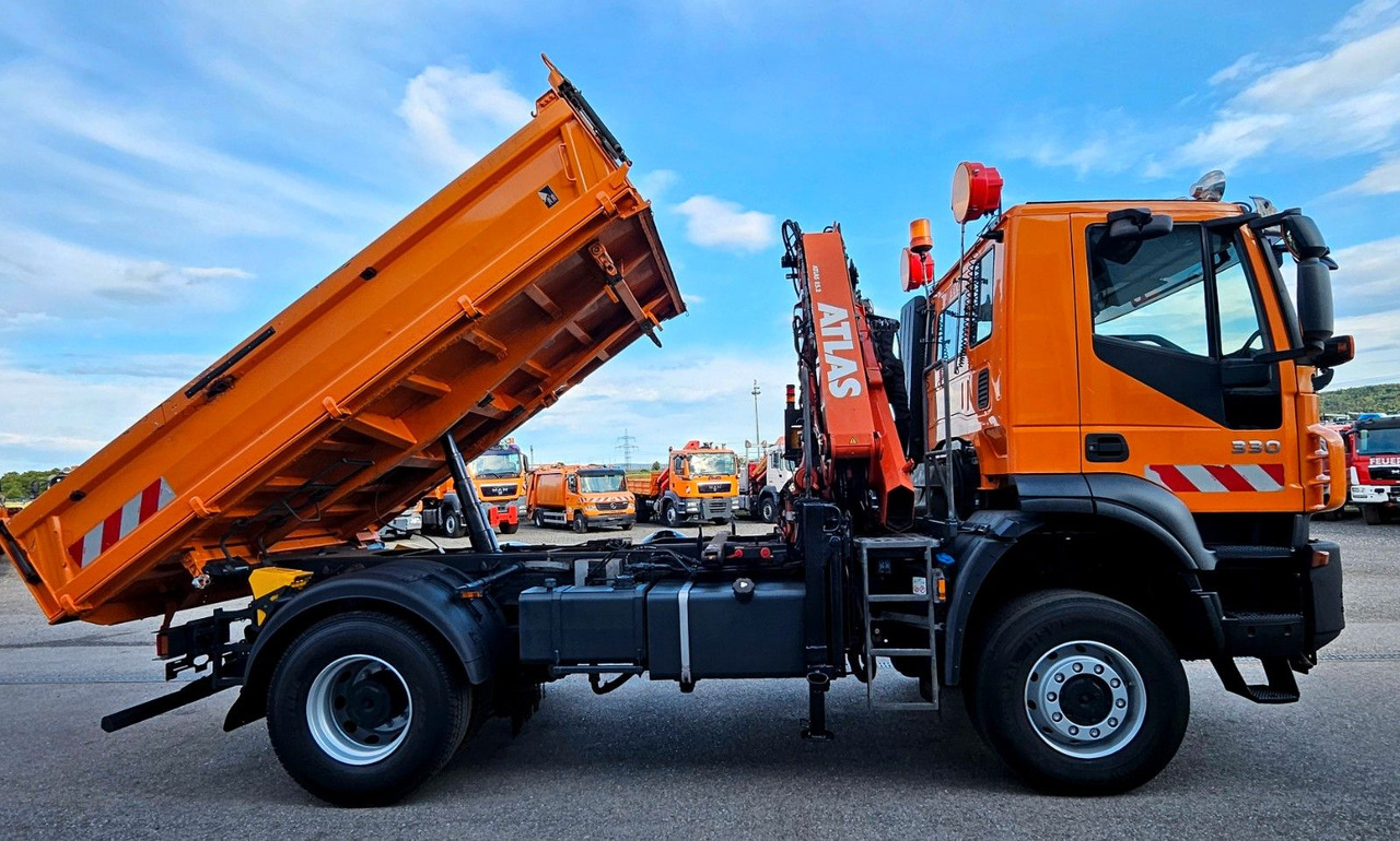Iveco Trakker 190T33 4x4 Euro5 Kran Atlas Funk - Istovarivač, Kamion sa dizalicom: slika 5 Iveco Trakker 190T33 4x4 Euro5 Kran Atlas Funk - Istovarivač, Kamion sa dizalicom: slika 5