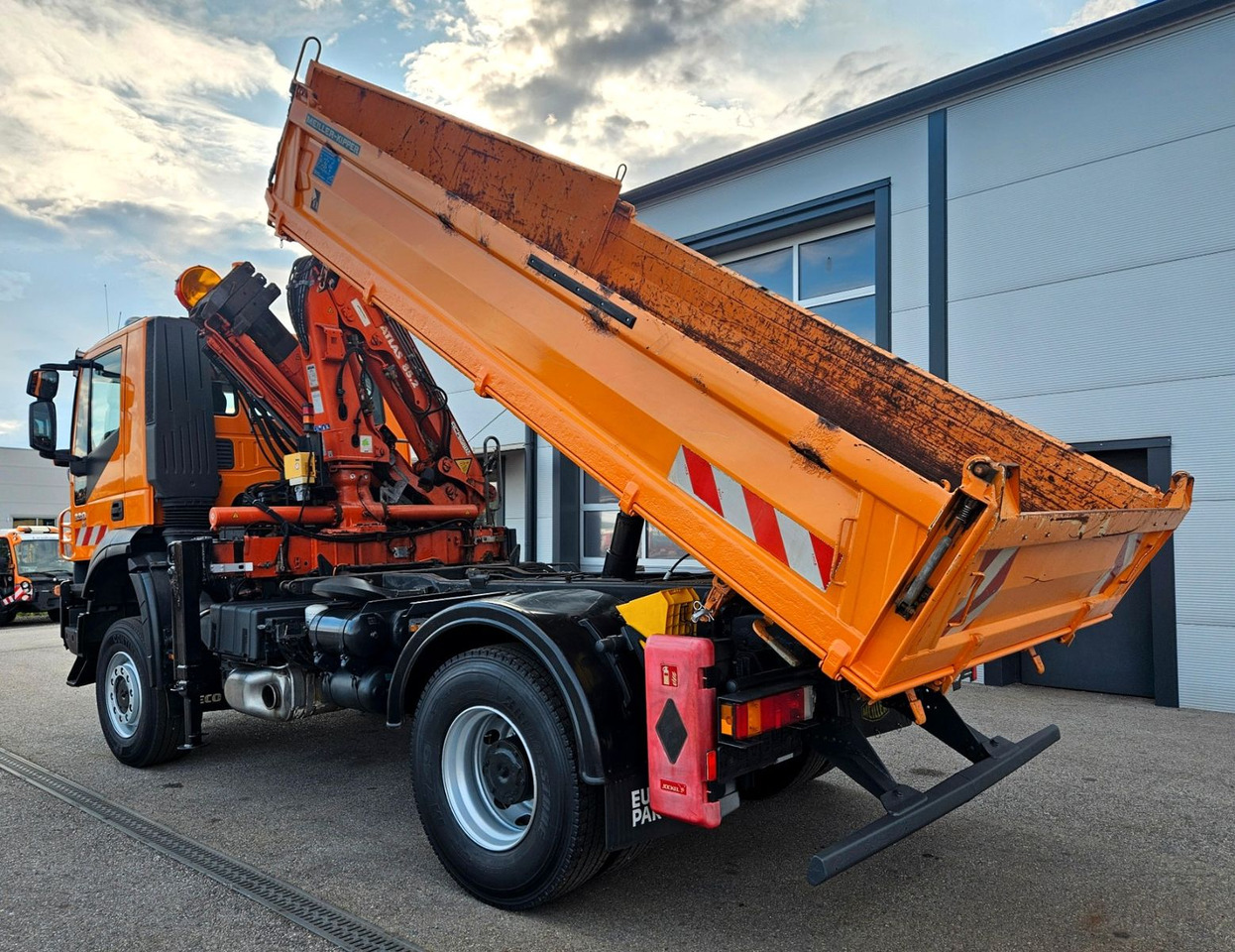 Iveco Trakker 190T33 4x4 Euro5 Kran Atlas Funk - Istovarivač, Kamion sa dizalicom: slika 3 Iveco Trakker 190T33 4x4 Euro5 Kran Atlas Funk - Istovarivač, Kamion sa dizalicom: slika 3