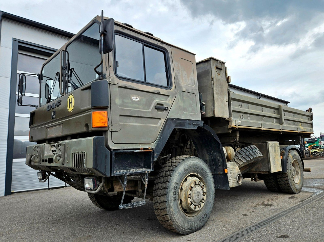 MAN 19.403 FALX 4x4 Meiller Kipper Intarder X65 HX60 - Istovarivač: slika 1 MAN 19.403 FALX 4x4 Meiller Kipper Intarder X65 HX60 - Istovarivač: slika 1
