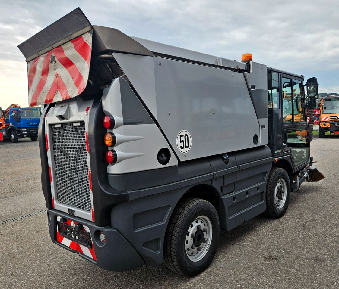Schmidt Swingo Compact 200 Euro6 - Autočistilica: slika 4 Schmidt Swingo Compact 200 Euro6 - Autočistilica: slika 4