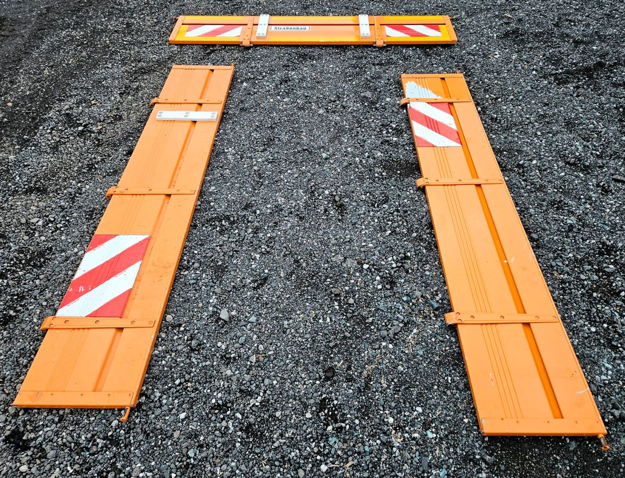 Istovarivač Unimog U423 UGE Euro6 Hydrostat Schmidt Stratos: slika 15 Istovarivač Unimog U423 UGE Euro6 Hydrostat Schmidt Stratos: slika 15