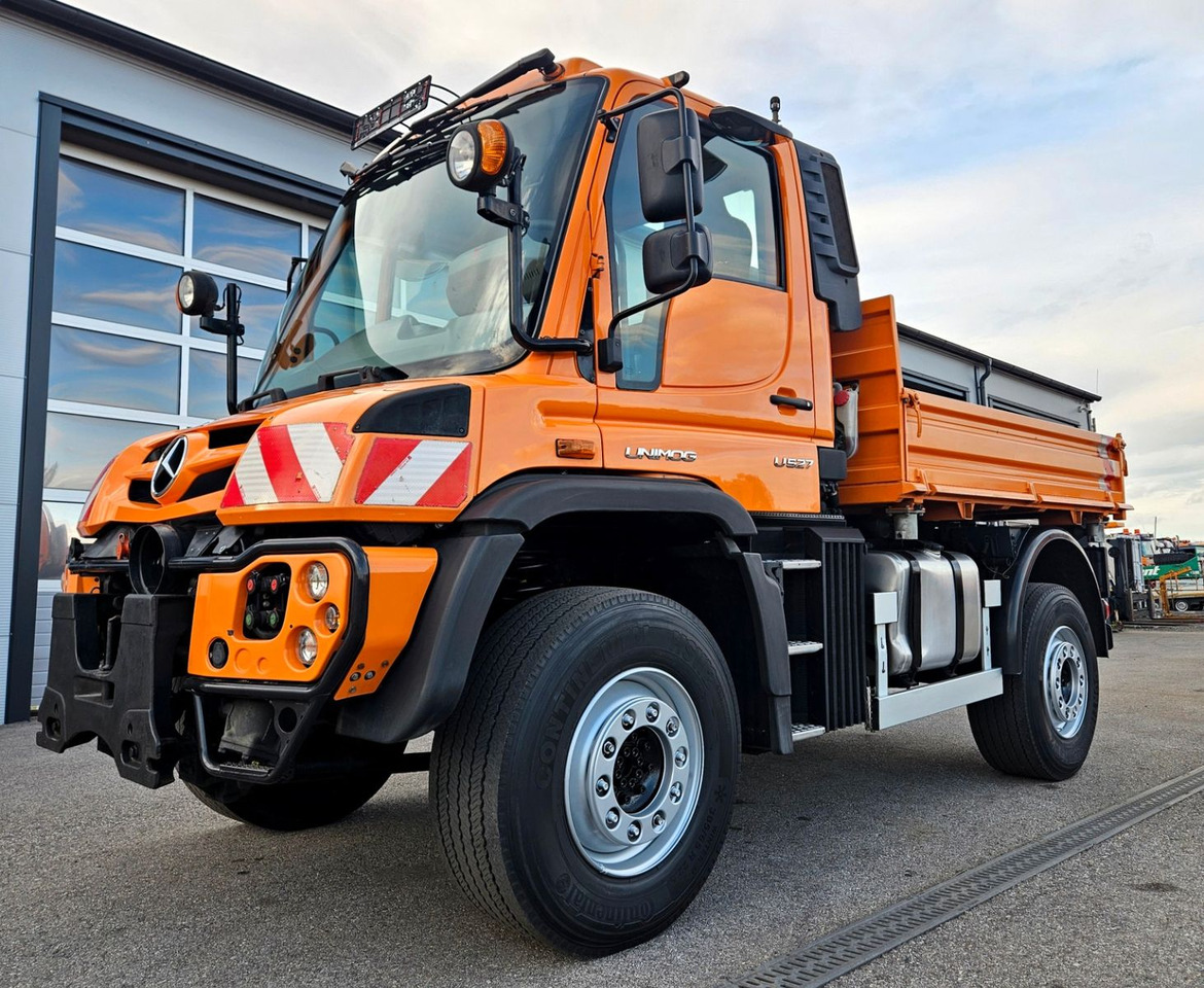 Unimog U527 UGE Euro6 VarioPilot Hydrostat - Istovarivač: slika 1 Unimog U527 UGE Euro6 VarioPilot Hydrostat - Istovarivač: slika 1