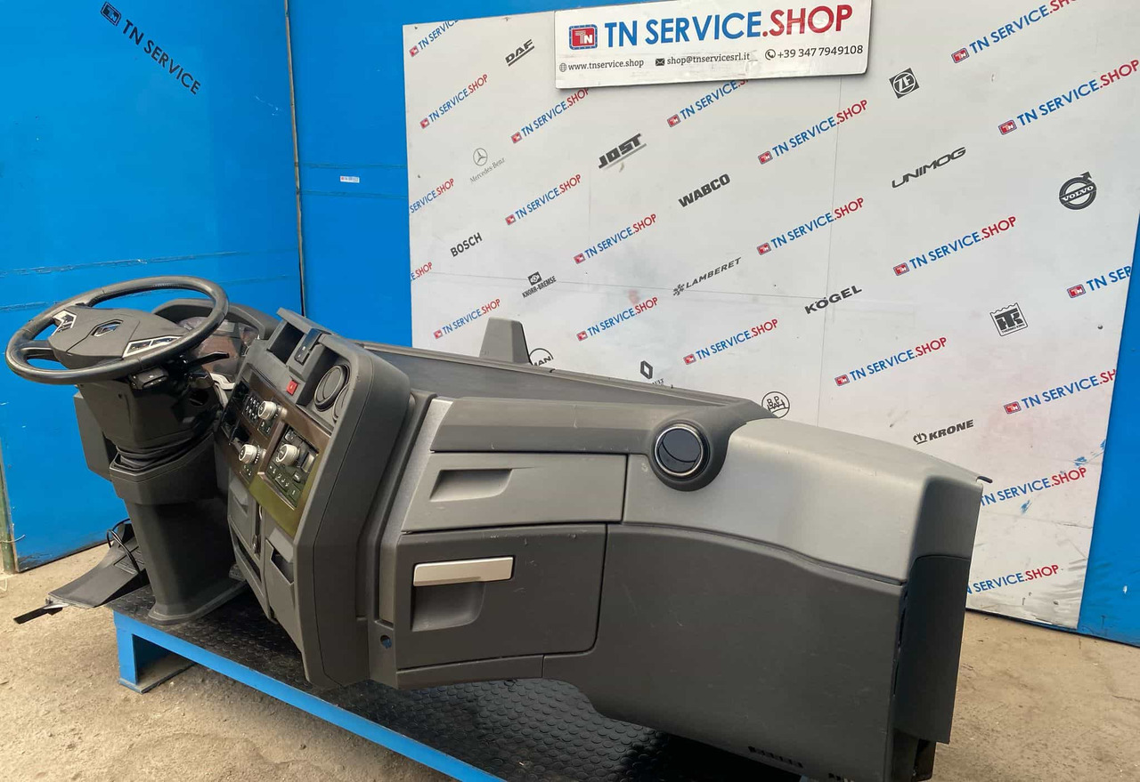 Cruscotto Renault T520 - Kabina i enterijer: slika 5 Cruscotto Renault T520 - Kabina i enterijer: slika 5