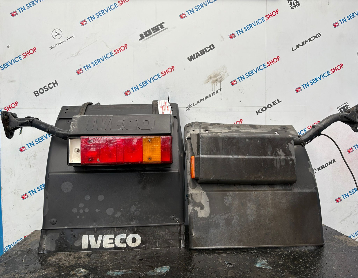 Paraurti posteriore Iveco - Branik za Kamion: slika 1 Paraurti posteriore Iveco - Branik za Kamion: slika 1