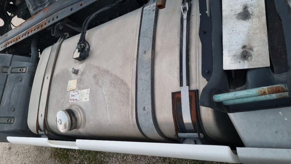 MAN TGX E6 pezzi di ricambio - Rezervni deo za Kamion: slika 1 MAN TGX E6 pezzi di ricambio - Rezervni deo za Kamion: slika 1