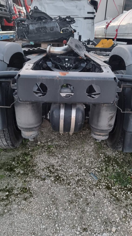 MAN TGX E6 pezzi di ricambio - Rezervni deo za Kamion: slika 5 MAN TGX E6 pezzi di ricambio - Rezervni deo za Kamion: slika 5