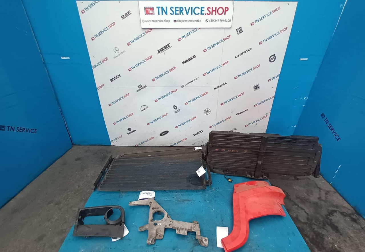 Ricambi Mercedes-Benz MP4 - Rezervni deo za Kamion: slika 1 Ricambi Mercedes-Benz MP4 - Rezervni deo za Kamion: slika 1