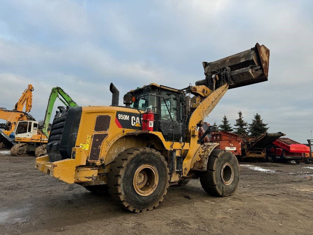 CAT 950M HighLift - Utovarivač točkaš: slika 3 CAT 950M HighLift - Utovarivač točkaš: slika 3