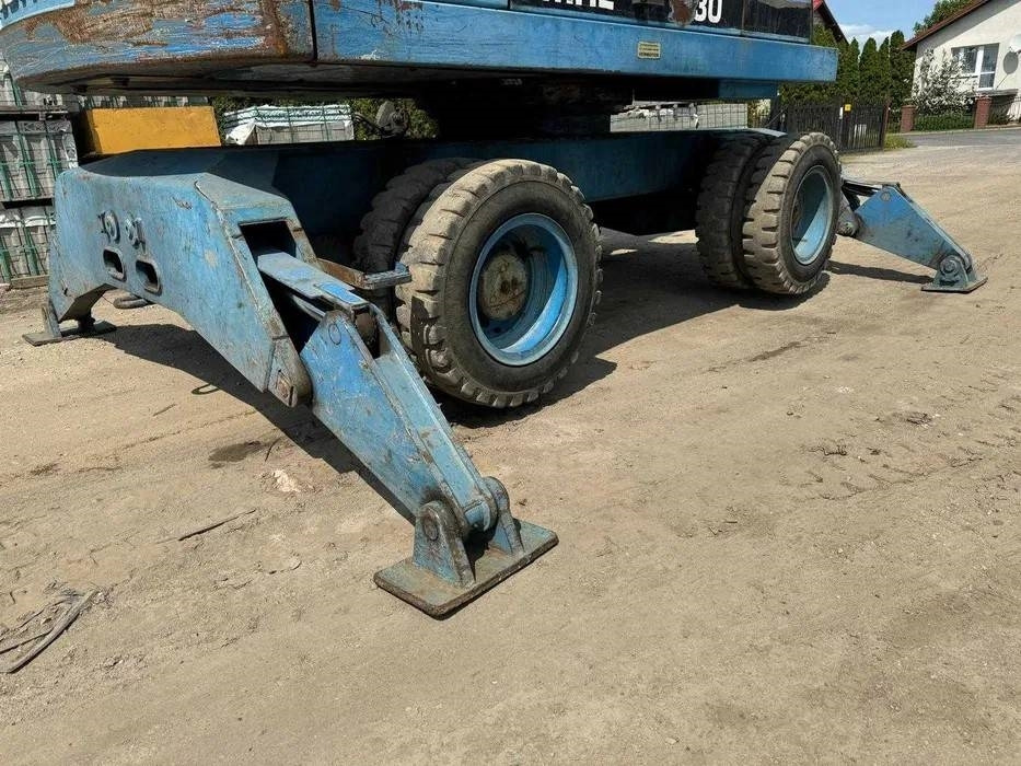 Koparka przeładunkowa Fuchs MHL 330 - Bager za obradu otpada/ Industrije: slika 4 Koparka przeładunkowa Fuchs MHL 330 - Bager za obradu otpada/ Industrije: slika 4