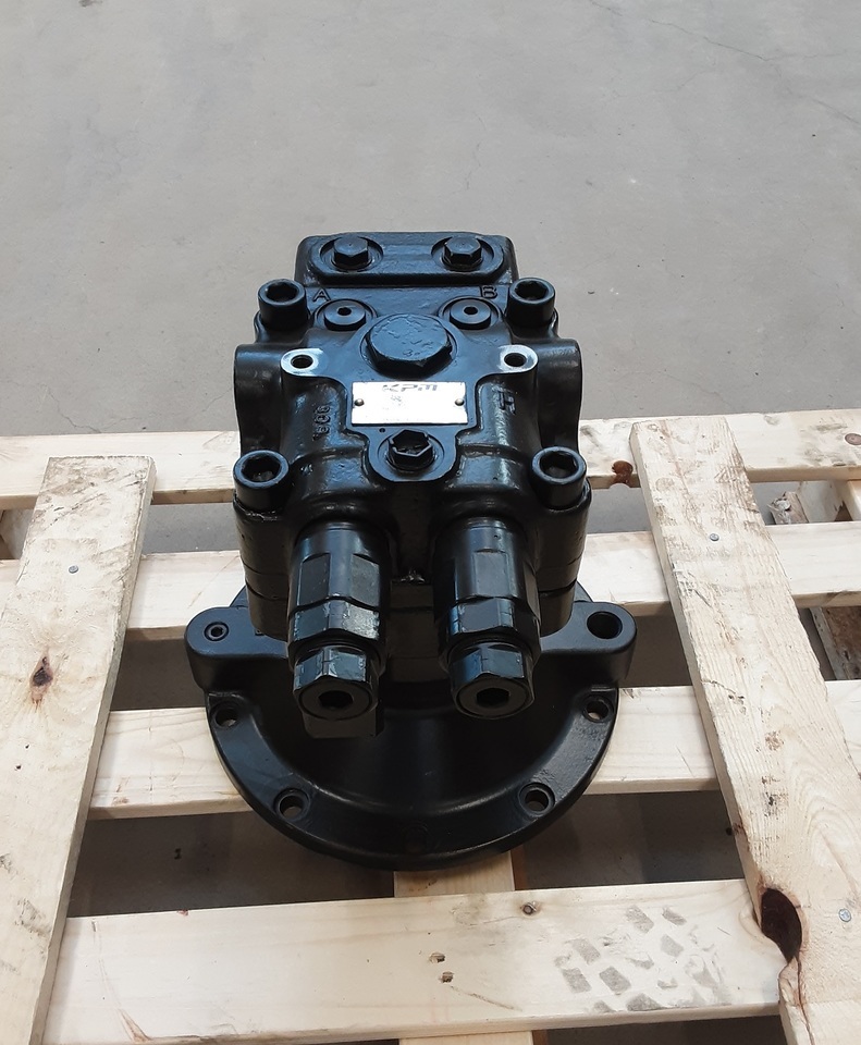 Kawasaki YX15V00005F3 - Motor okretanja za Bager guseničar: slika 1 Kawasaki YX15V00005F3 - Motor okretanja za Bager guseničar: slika 1