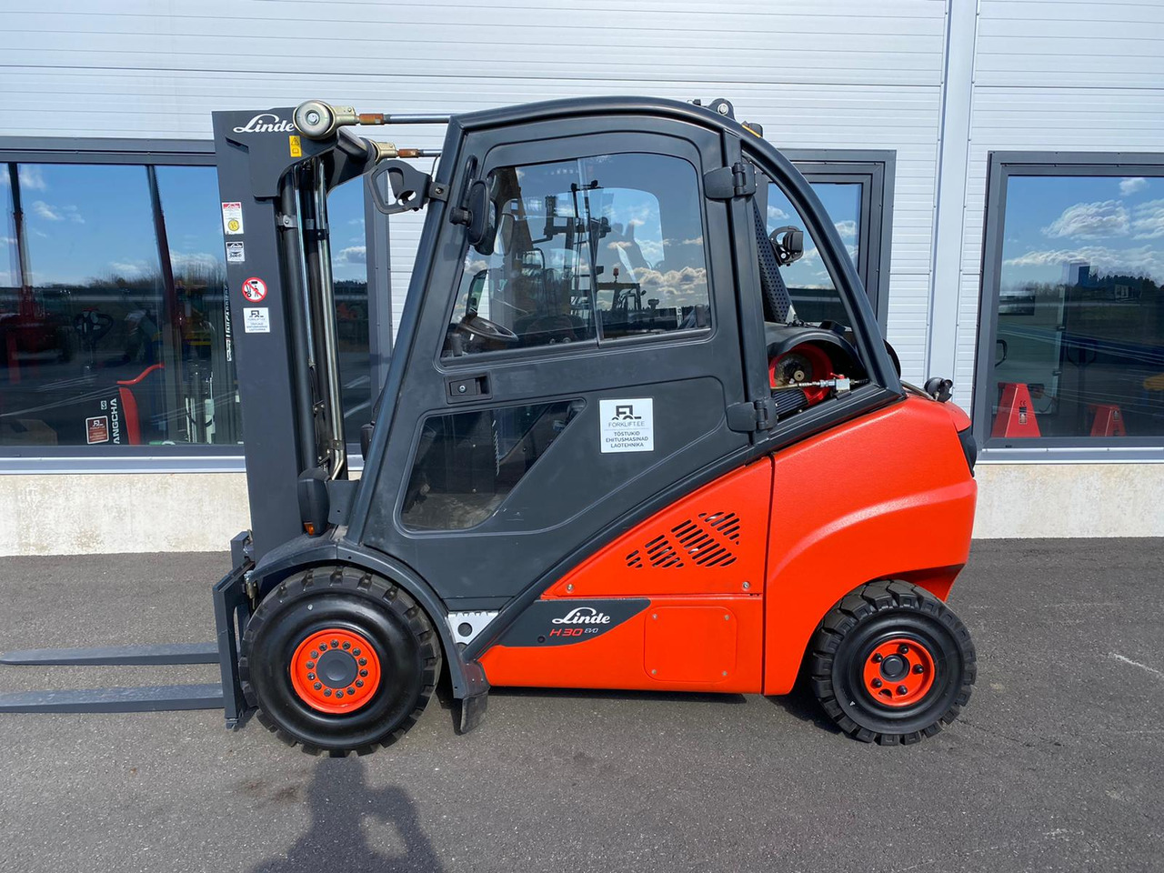 Linde H30T-02 EVO - Gasni viljuškar: slika 2 Linde H30T-02 EVO - Gasni viljuškar: slika 2