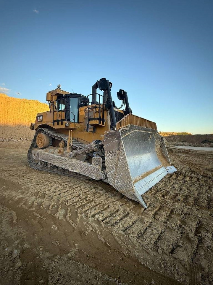 CAT D 10 T - Buldožer: slika 1 CAT D 10 T - Buldožer: slika 1