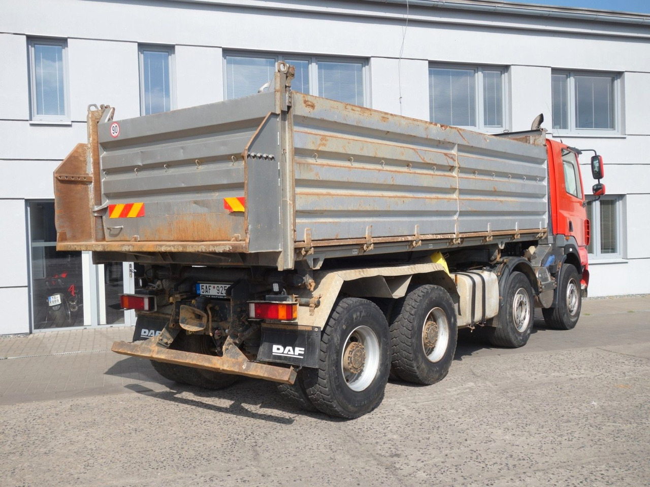 DAF CF85.410 8x4 mit Meiller - Istovarivač: slika 5 DAF CF85.410 8x4 mit Meiller - Istovarivač: slika 5