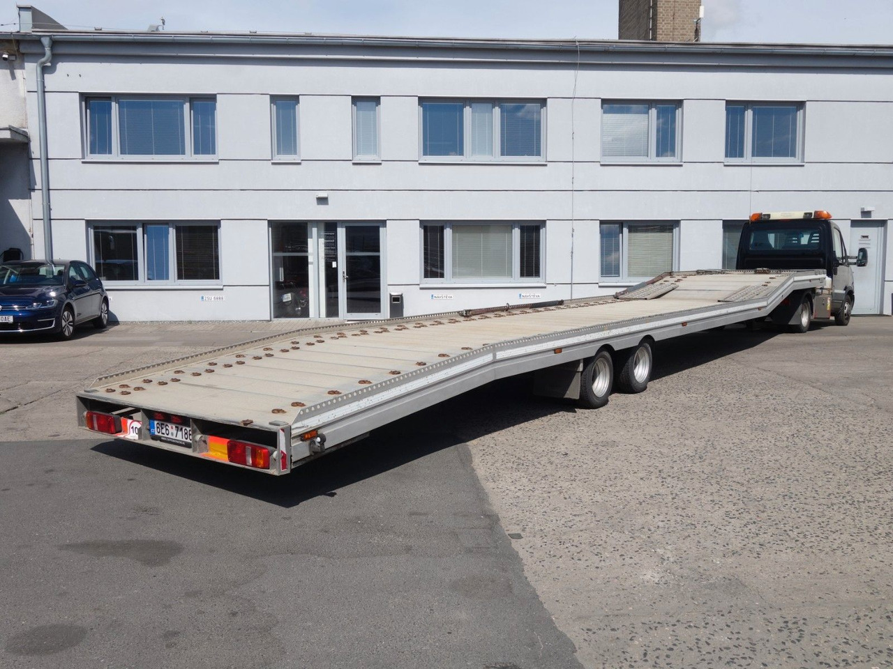 Iveco Daily 35C17 mit Anhänger für 3 PKW - Kamion za prevoz automobila: slika 4 Iveco Daily 35C17 mit Anhänger für 3 PKW - Kamion za prevoz automobila: slika 4