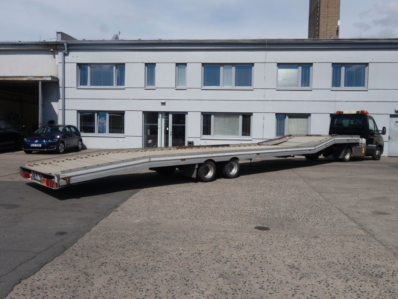 Iveco Daily 35C17 mit Anhänger für 3 PKW - Kamion za prevoz automobila: slika 5 Iveco Daily 35C17 mit Anhänger für 3 PKW - Kamion za prevoz automobila: slika 5