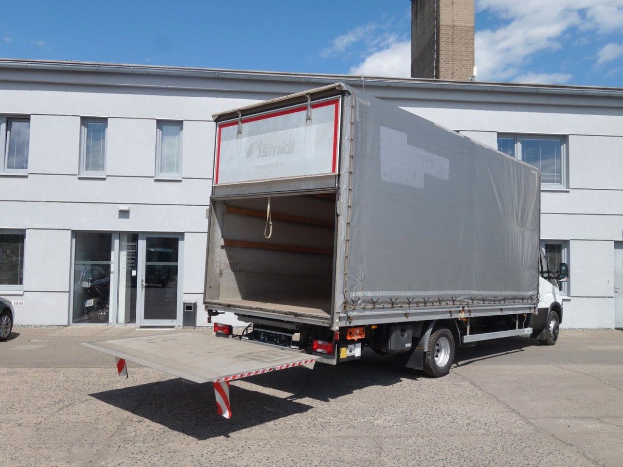 Iveco Daily 70 70C18 mit LBW - Kamion sa ceradom: slika 5 Iveco Daily 70 70C18 mit LBW - Kamion sa ceradom: slika 5